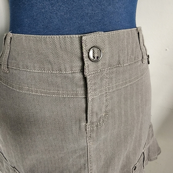 Golf Women Pleated Mini Skirt - Picture 2 of 8